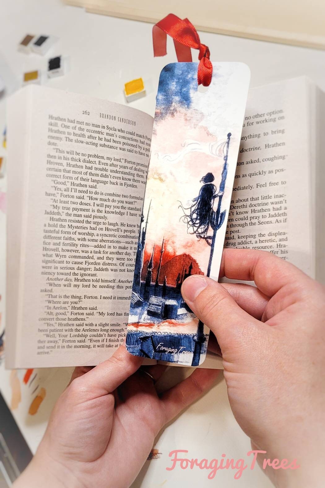 Mistborn bookmark, Vin overlooking the hill of one thousand spires, Luthadel Skyline Watercolor bookmark