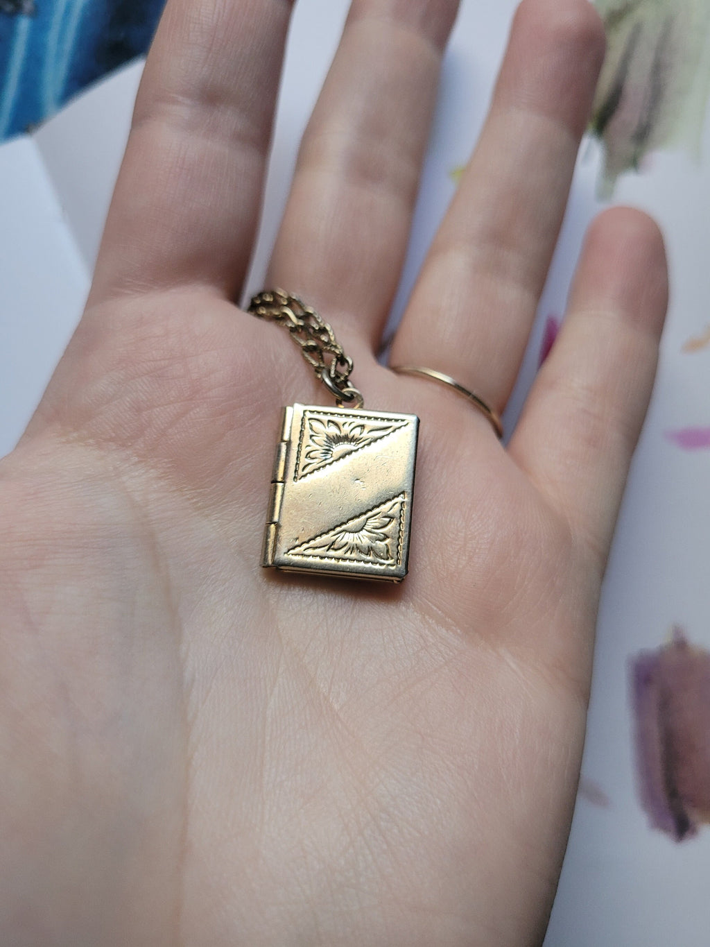 Narnia Locket Necklace, tiny painting necklace, the chronicles of narnia locket painting, book necklace painting, lantern waste, Lucy