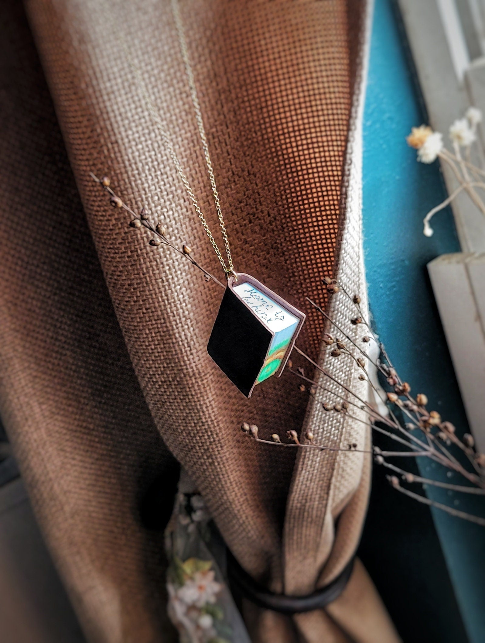 Hobbit door micro fore edge painting necklace, the Hobbit book necklace,  lord of the rings book necklace